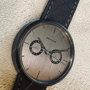 그레이아워스 GREYHOURS 단순미의 극치 손목시계