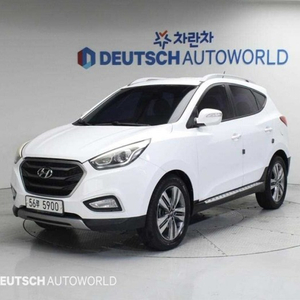 [현대]뉴 투싼iX 디젤(E-VGT)2WD 스마트 스페셜 l 2014년식 l 213,515km l 흰색 l 690만원 l 이재성