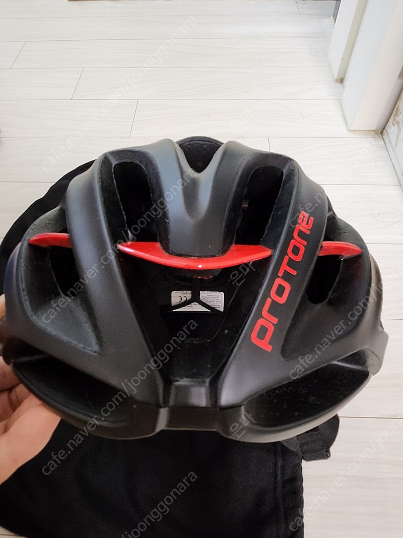 카스크 프로톤 자전거 헬멧 블랙매트/레드 L 사이즈