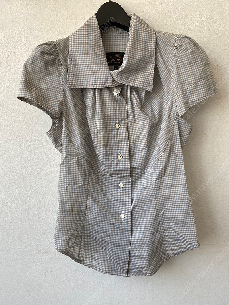 비비안웨스트우드 페미닌 퍼프 셔링 반팔 블라우스 셔츠 (정품) 109000원