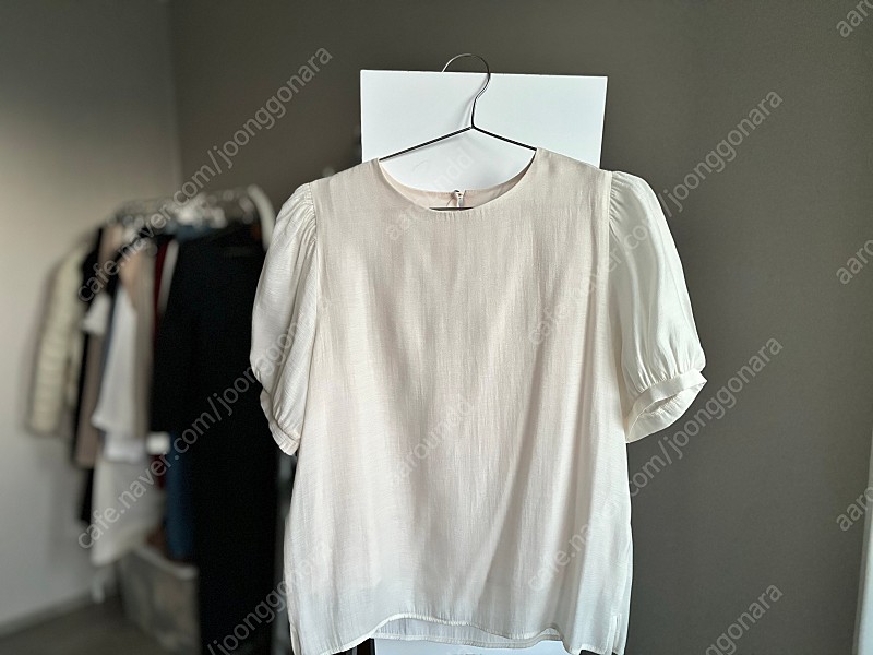 주르티 시스루 라운드 블라우스 j984 see-through round blouse