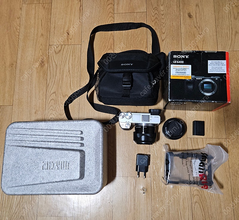 소니 SONY A6400 카메라, 16-50렌즈, F1.8 35mm 단렌즈, 지윤 크레인 짐벌 개별구매 가능