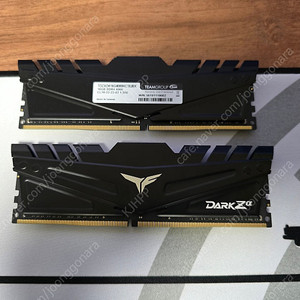 팀그룹 DDR4 4000 CL18 16*2GB 1.35v 메모리 판매합니다.