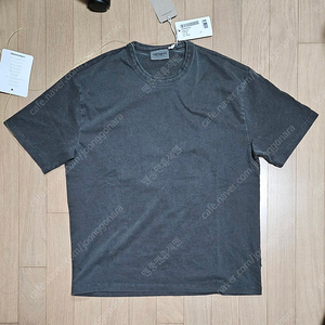 [판매] 칼하트WIP 티셔츠 그레이 M 새제품