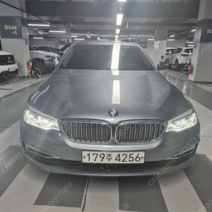 BMW5시리즈 (G30) 530i 럭셔리 플러스중고차 할부 리스 카드 전액할부 가능합니다