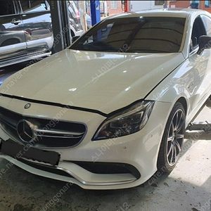 벤츠cls 63amg 한대분 부품있습니다.