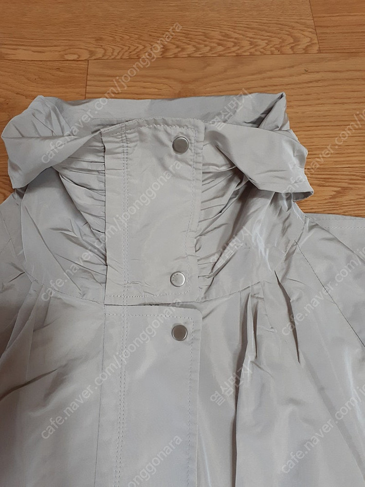 잠바 요즘 계절 편하게 입부세요 여름좋아요 5000원 직거래 가능해요 이미지