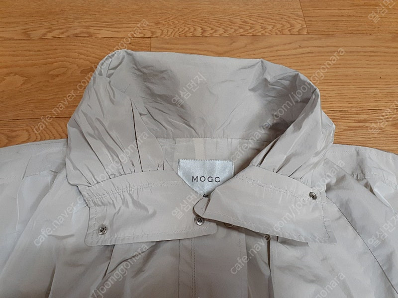 잠바 요즘 계절 편하게 입부세요 여름좋아요 5000원 직거래 가능해요 이미지