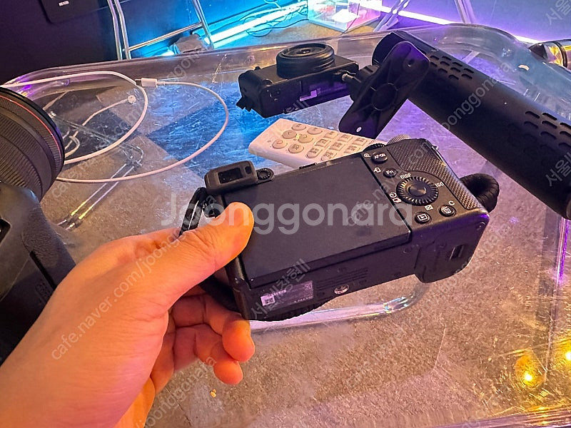 EOS R6 mark2+어댑터포함 250만원 / A7c...--7