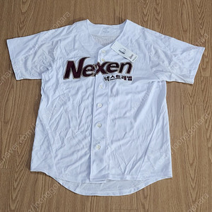 넥센히어로즈 야구 유니폼 새제품 팝니다.