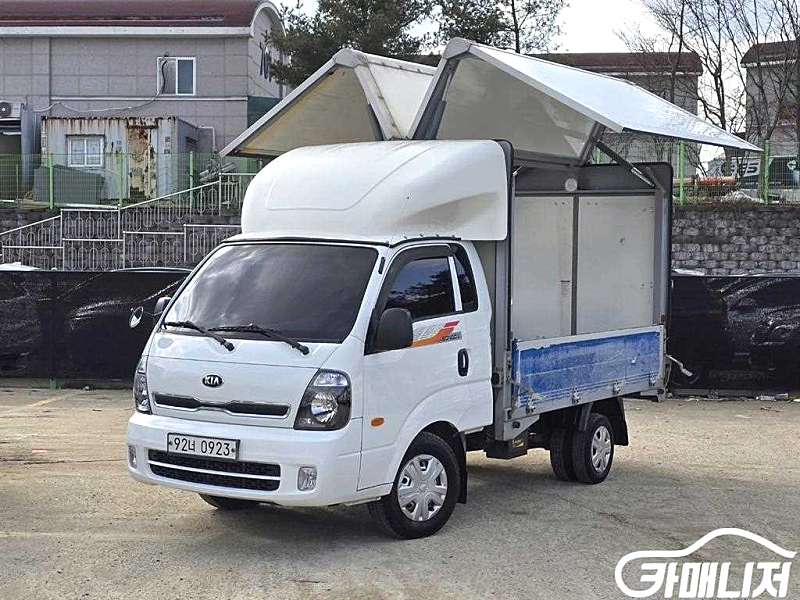 [기아]봉고3트럭 윙바디 1톤 초장축 킹캡 CRDi 럭셔리 (3인승 /1톤) 2019 년 중고차 연식대비 저렴한차량