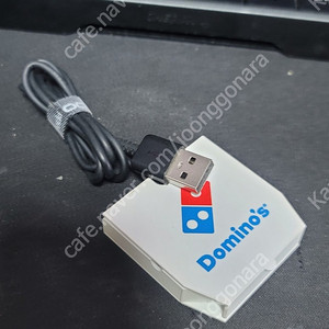 갤럭시 워치 시리즈, USB충전기 (도미노피자 케이스 포함)