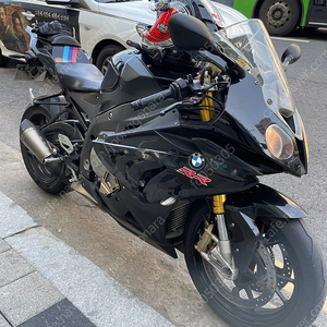 13년식 s1000rr 판매및 대차합니다