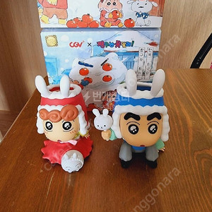 cgv 콜라보 짱구 짱아 흰둥이 한복 피규어 셋트 한정