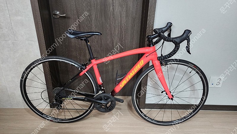 스페셜라이즈드 아미라 2018 로드 카본 자전거 판매합니다.