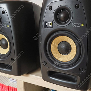 KRK VXT4 모니터 스피커 팝니다