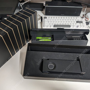 NVIDIA RTX A2000 판매합니다.