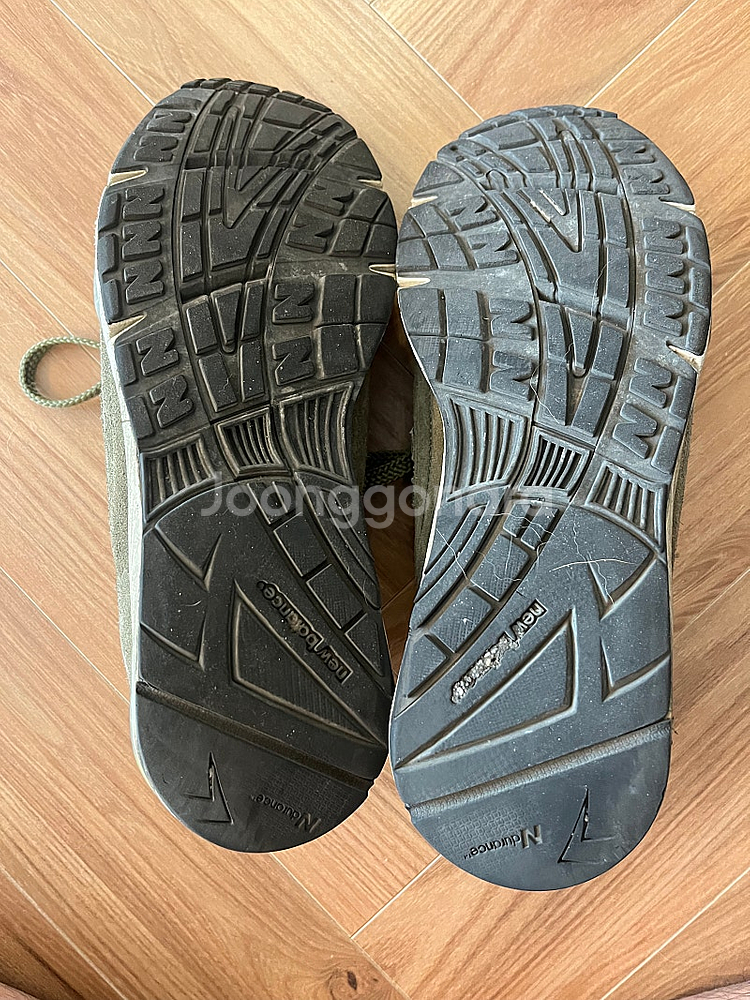 뉴발란스 m991dow 255사이즈 팝니다--4