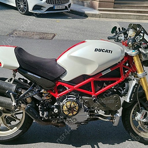 2006년 DUCATI S4RS팝니다.