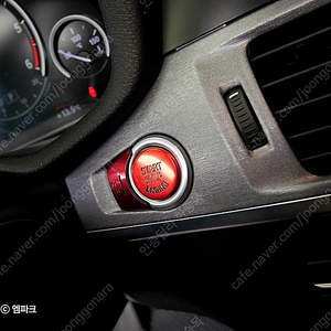 BMWX3 (F25) xDrive 20d (5인승)중고차 할부 리스 카드 저신용자 전액할부 가능합니다