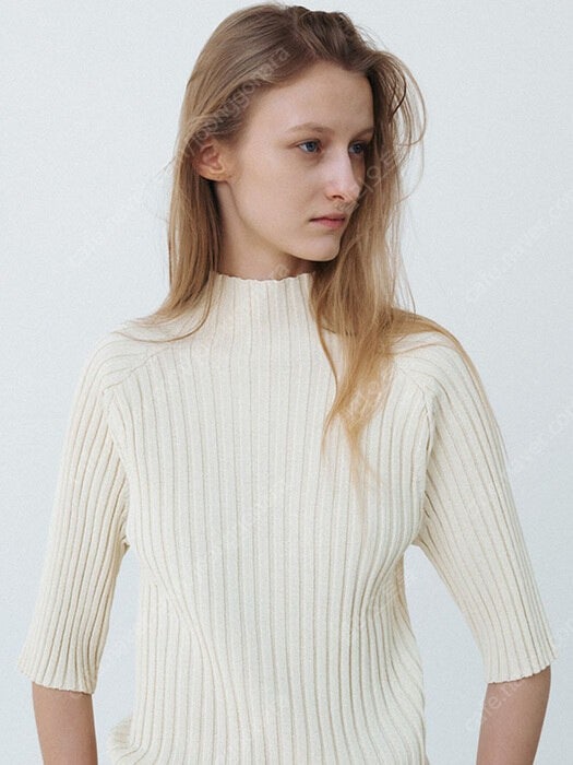 Le17septembre Ribbed Mock Neck Half Sleeves top Ivory