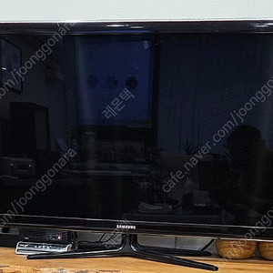 43" LCD TV