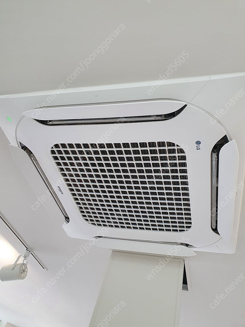 엘지 천정형 25평 인버터 시스템에어컨 천장형 냉난방기 / 분리완료