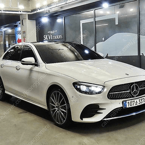 벤츠E-클래스 W213 E350 4MATIC AMG LINE중고차 할부 리스 카드 저신용자 전액할부 가능