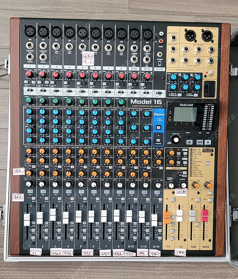 TASCAM MODEL16 오디오 인터페이스 내장 믹서