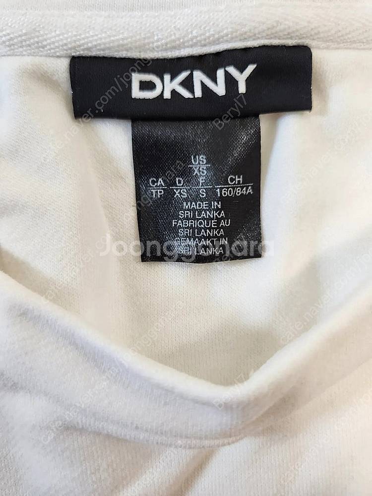 DKNY 맨투맨--1