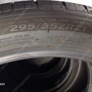 295/35R21 K127A 중고 타이어 4개 - 90%이상