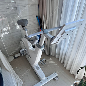 멜킨 실내자전거 젠틀 마그네틱 스피닝 스핀바이크 가정용 사이클 헬스 운동 기구 10kg