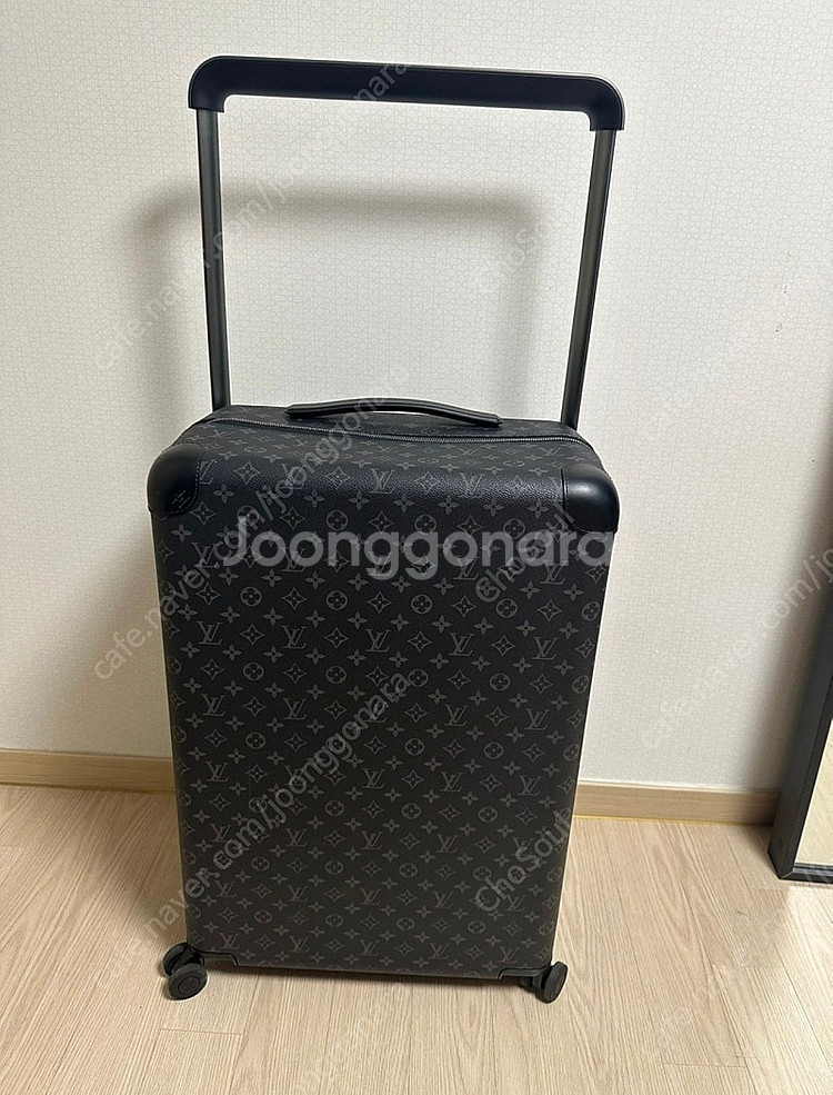정품 루이비통 호라이즌70 캐리어 판매합니다--2