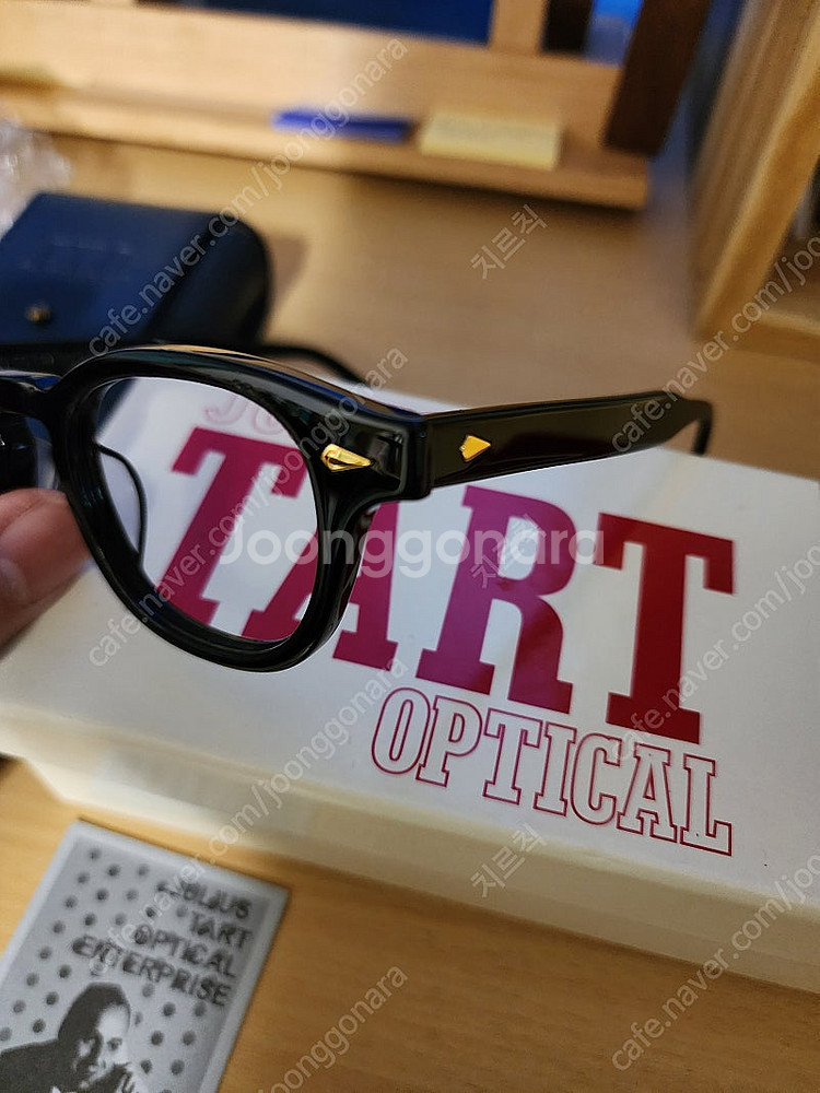 JTO 줄리어스 타르트옵티컬 블랙유광 골드리벳 46-22 판매--3