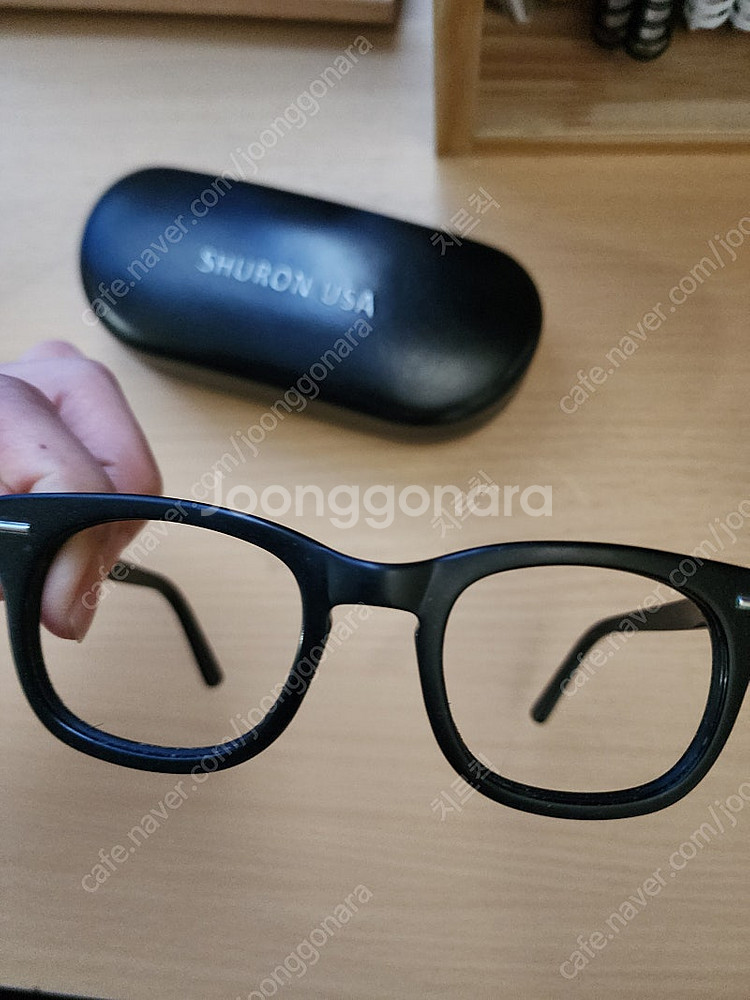 슈론 블랙뿔테 판매.--4