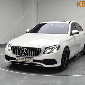 벤츠E-클래스 W213 E220d 아방가르드 (5인승)@중고차@중고@할부@미필@전액할부@