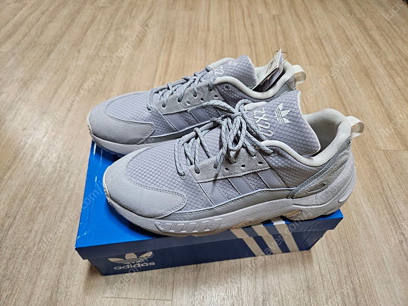 아디다스 ZX 22 BOOST GY6698 사이즈 275 (미착용 새상품) 54,000 원에 판매 합니다.