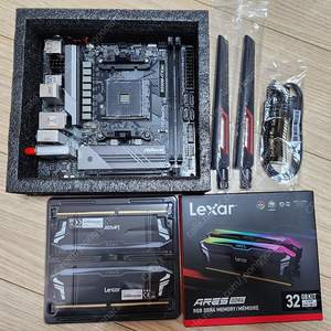 ASRock B550M-ITX/ac, RGB 메모리 32GB