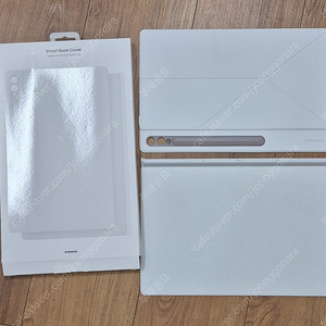 갤럭시탭 S9 울트라 북커버 케이스 화이트 색상 판매