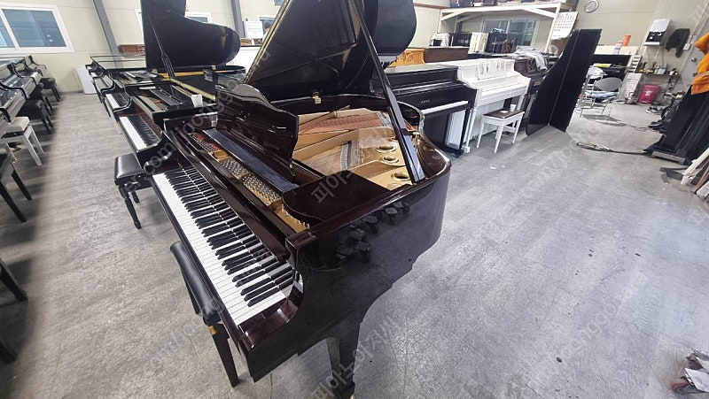 (판매)200만원대 베이비그랜드피아노