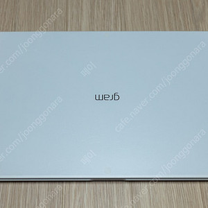 LG그램 17인치 (17ZD95P-GX56K / i5, SSD 256GB, RAM 16GB) 노트북 팝니다.