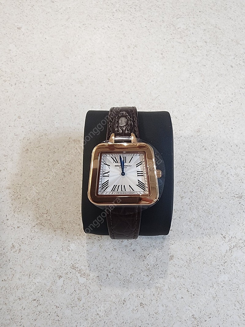 브루노말리 시계(택포)