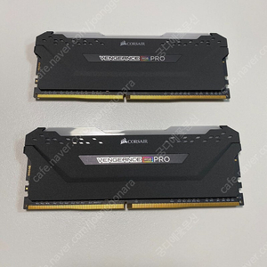 [천안] 커세어 벤젠스 Corsair Vengeance Pro DDR4-3600 32GB (16x2) RGB 판매