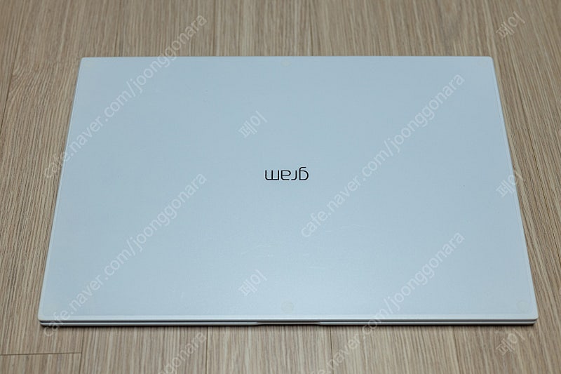 LG 17인치 그램 노트북 팝니다. (17ZD95P-GX56K, i5/RAM 16GB)