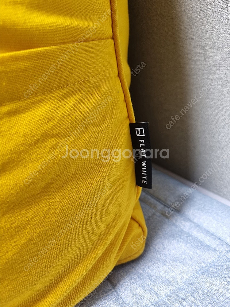 삼각 등받이쿠션 대형--2