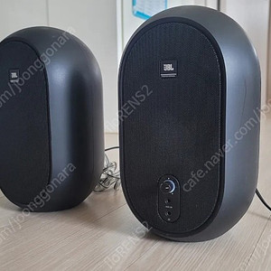 JBL 104