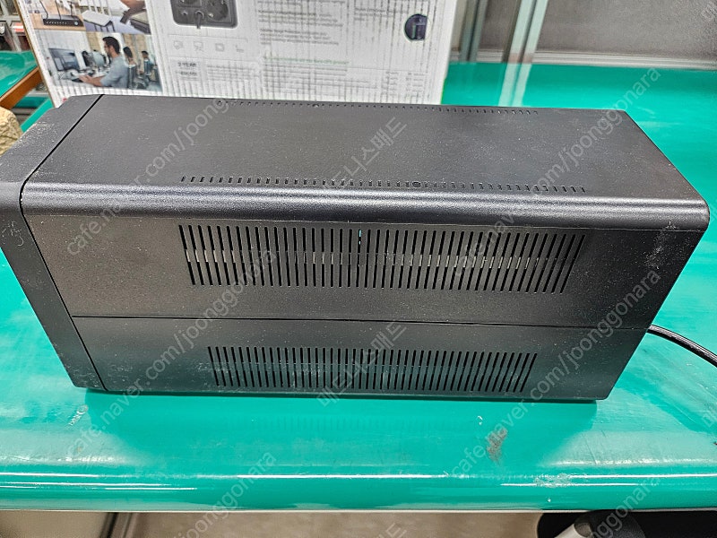 무정전 전원장치 APC BX950MI-GR UPS 판매 합니다.