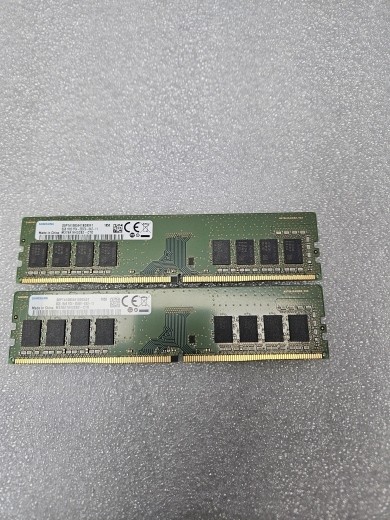 삼성 램 DDR4 8기가 2개 입니다