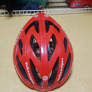 트렉 소닉 폭스바겐 자전거 헬멧 판매해요