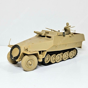 조립품 [타미야] 1/35 Sd.kfz 251/9D 7.5cm 단포신 탑재형